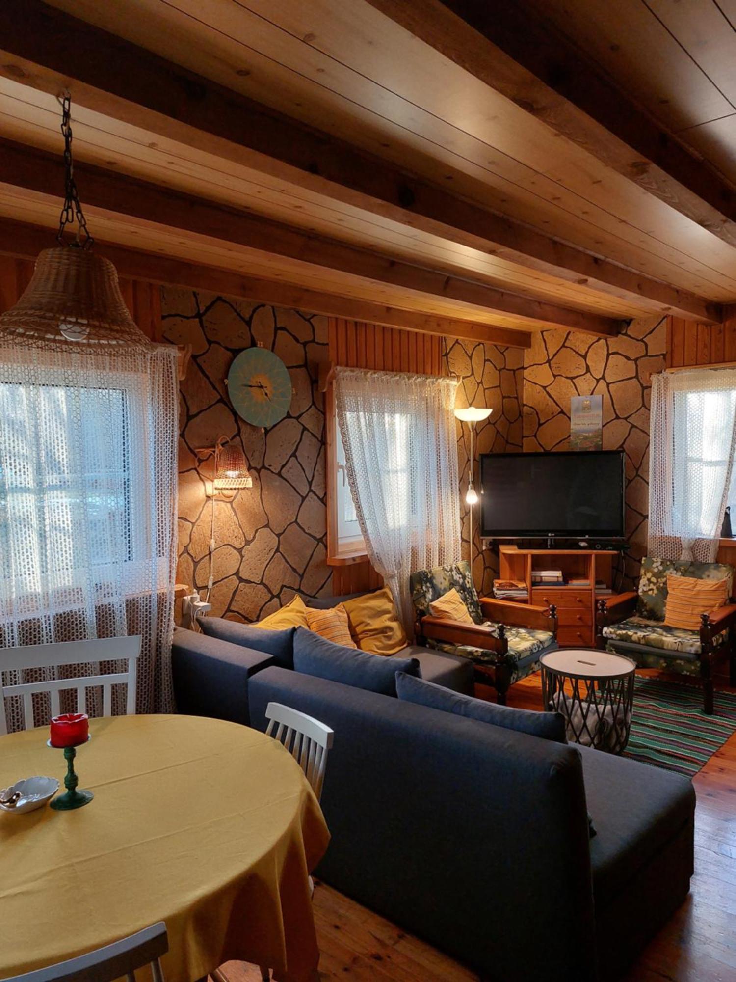 Tonise Holiday Houses Lilbi  Екстериор снимка